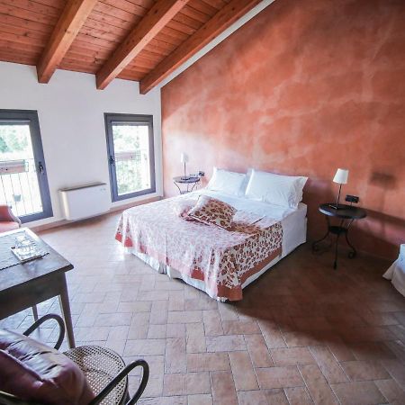 Quattro Castella Quattrocolli B&B מראה חיצוני תמונה