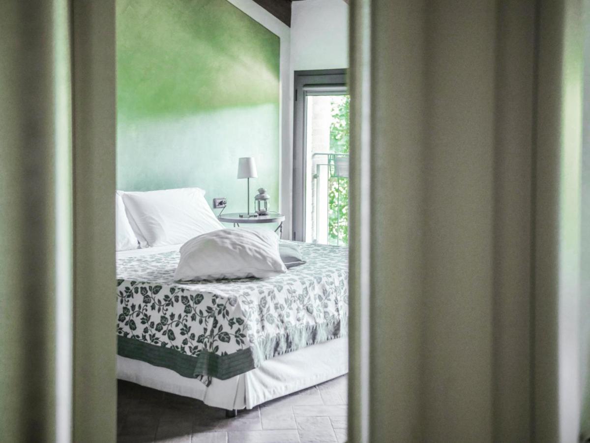 Quattro Castella Quattrocolli B&B מראה חיצוני תמונה