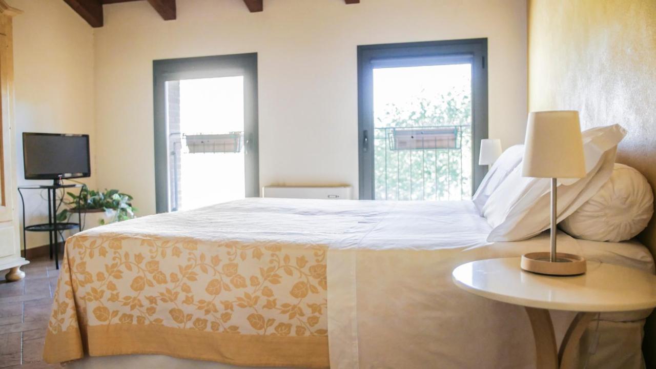 Quattro Castella Quattrocolli B&B מראה חיצוני תמונה