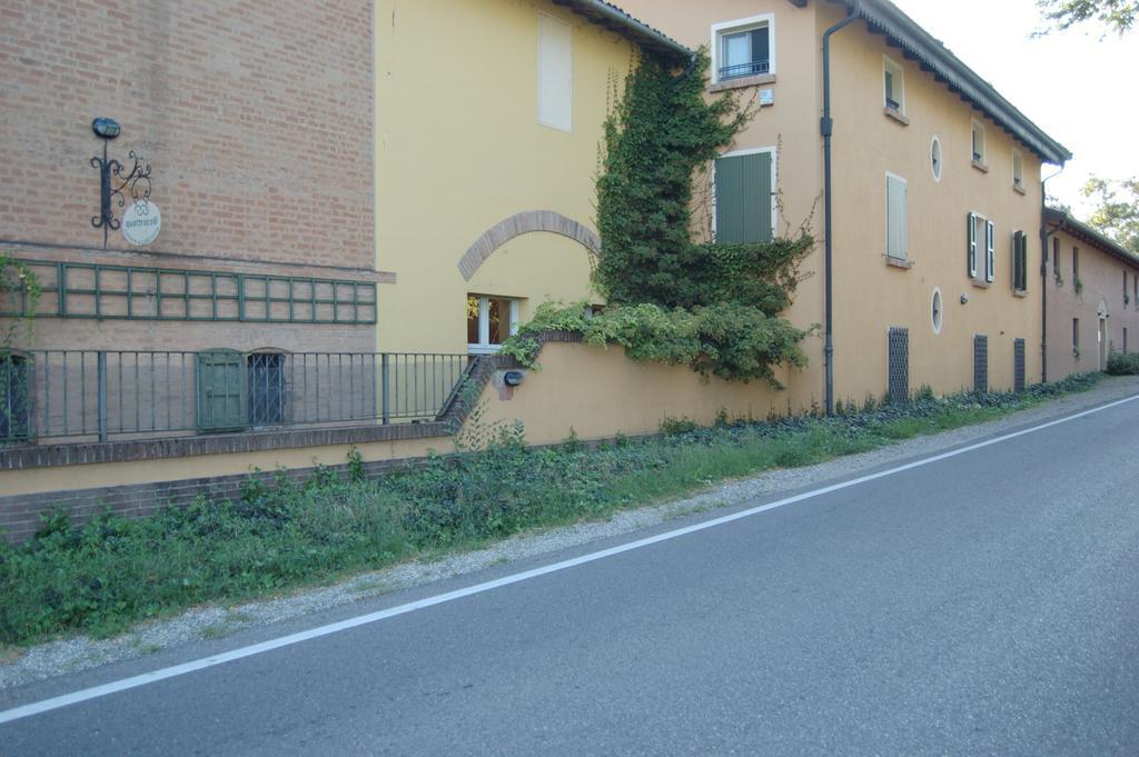 Quattro Castella Quattrocolli B&B מראה חיצוני תמונה