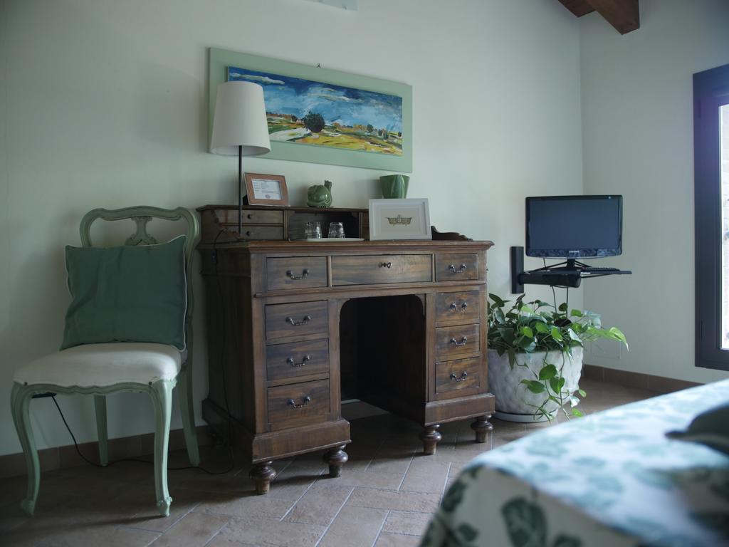 Quattro Castella Quattrocolli B&B מראה חיצוני תמונה